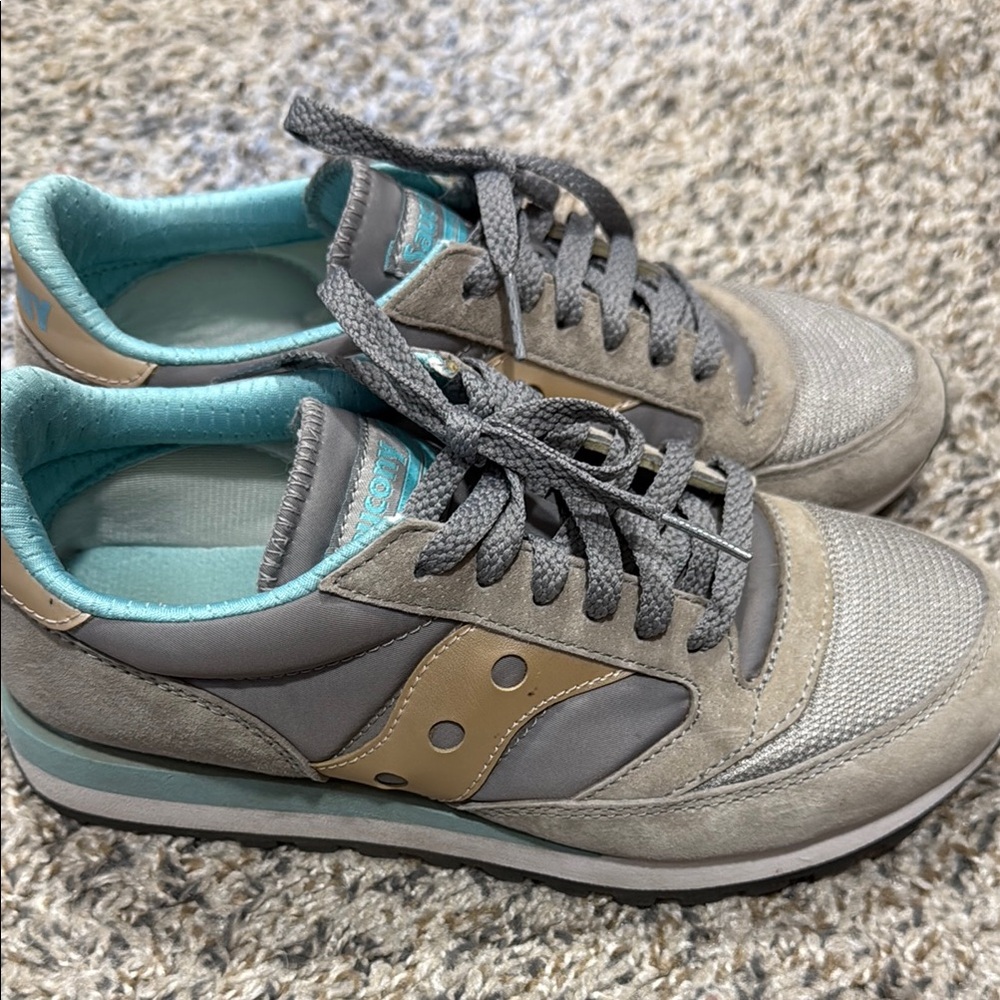 Saucony Women's Gray and blue Jazz 81 Sneakers